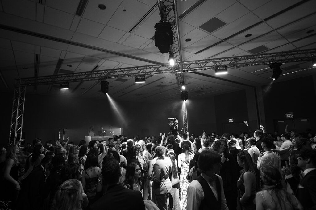Global Truss Phoenix